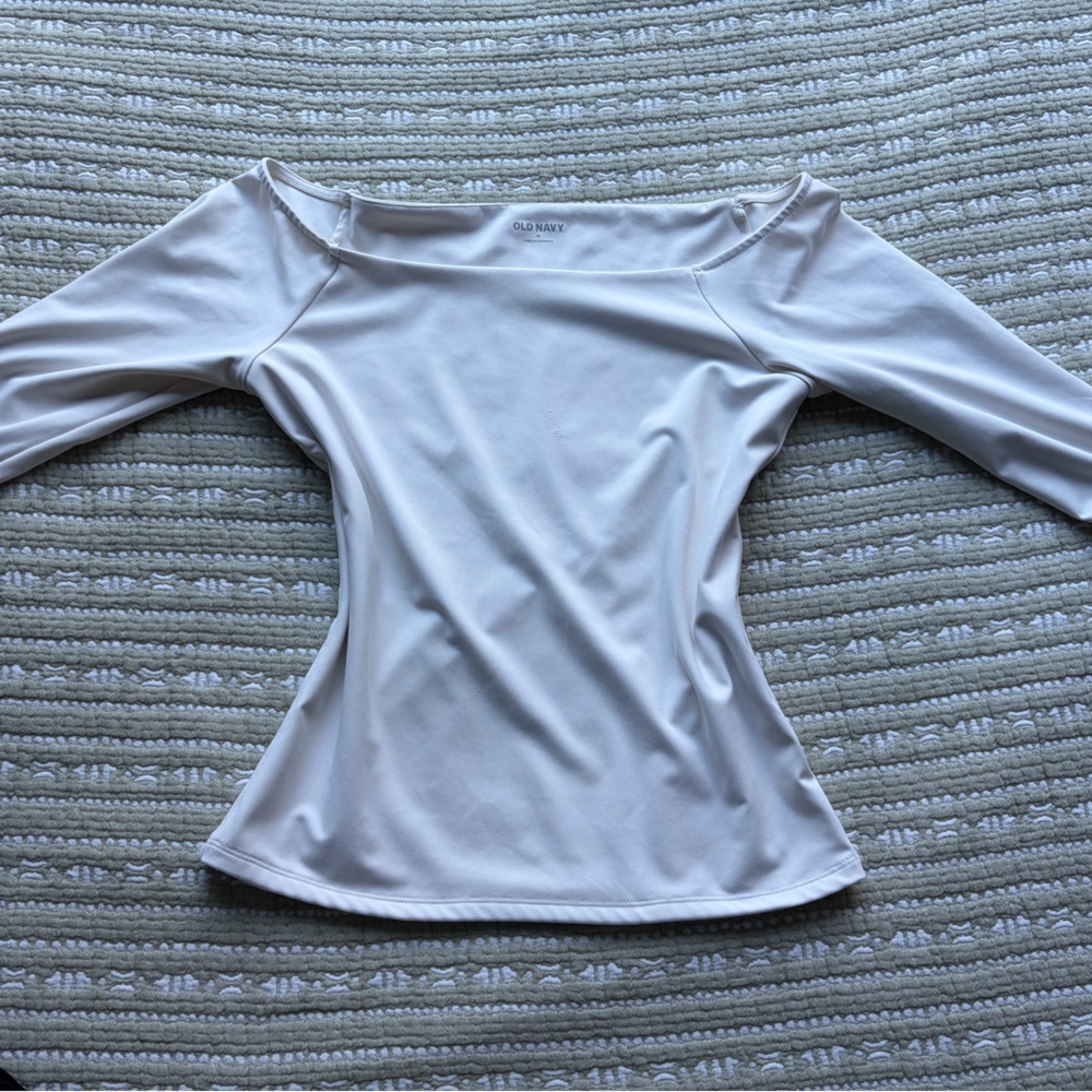 White off the shoulder Long Sleeve Top
